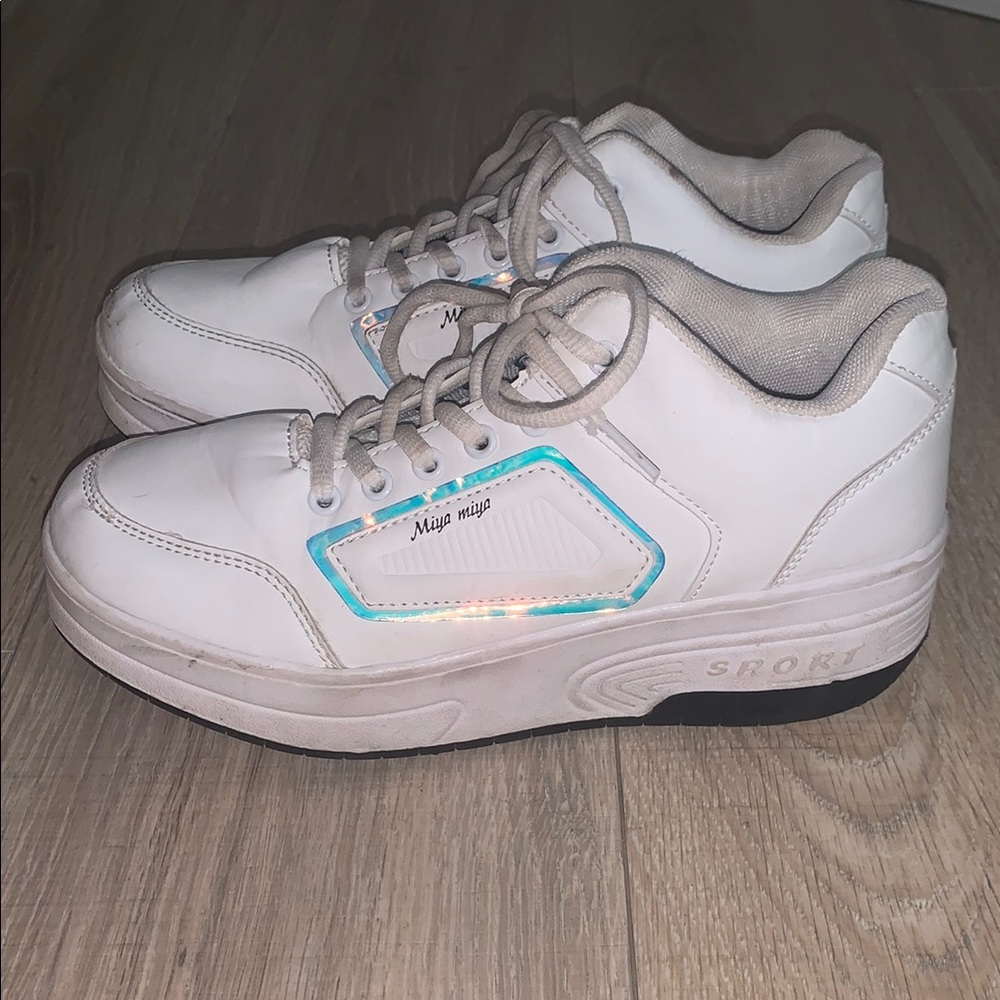 Miya Miya Kids 39 Roller Shoes Sneakers with Wheels White